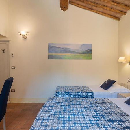 Hotel Ristorante Borgo Antico Monteroni dʼArbia Exterior foto