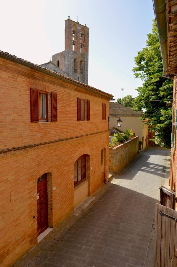 Hotel Ristorante Borgo Antico Monteroni dʼArbia Exterior foto